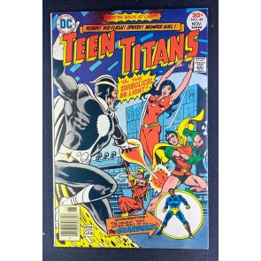 Teen Titans (1966) #44 VF- (7.5) Ernie Chan Cover Dr. Light